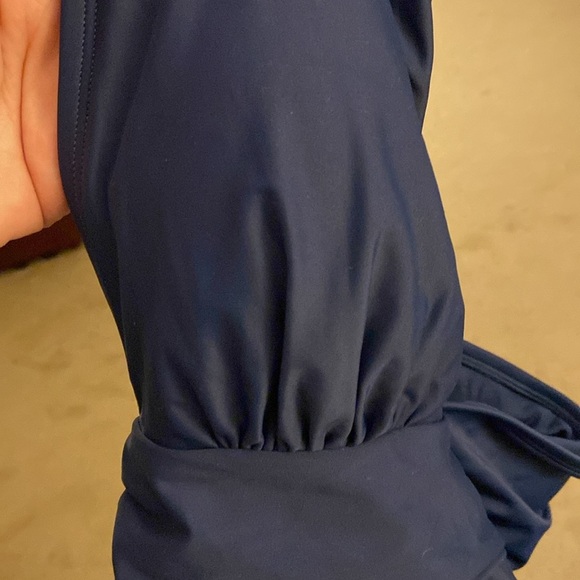 ***NWT*** CUPSHE HALTER RUCHED TUMMY CONTROL ONE PIECE SWIMSUIT - Picture 12 of 12